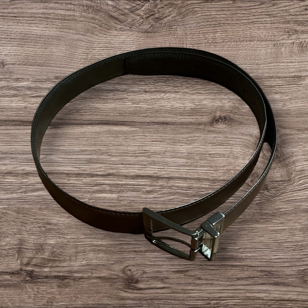 Dickies Men’s Brown Belt Leather Top Size 40/100